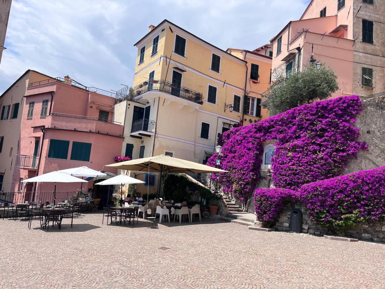 Bed and Breakfast La Finestra Sul Borgo Cervo Exteriér fotografie